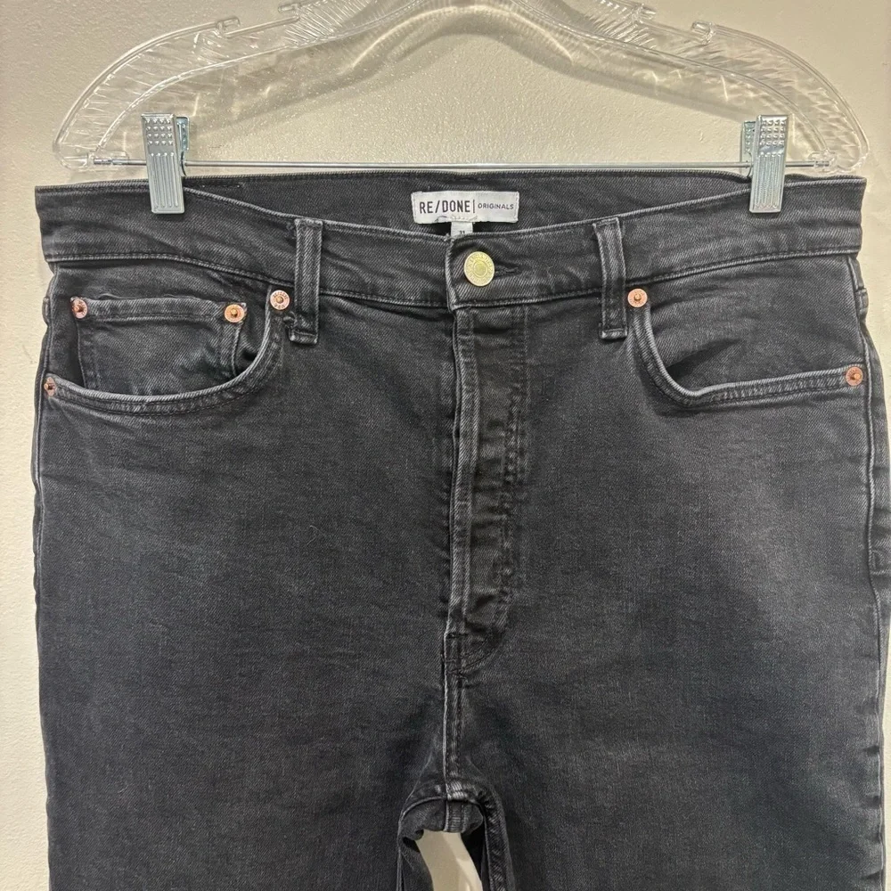 RE/DONE Straight Cropped Raw Hem Button Fly Faded Black Jeans Women’s Size 31
